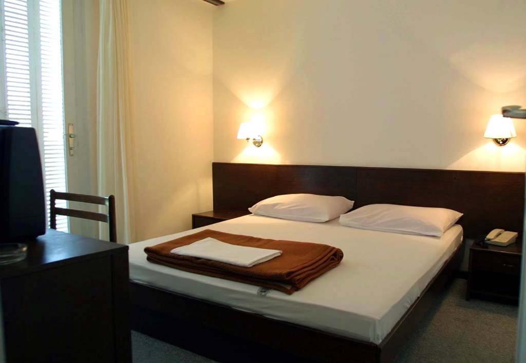 Hotel Adriatic Омишаль Экстерьер фото